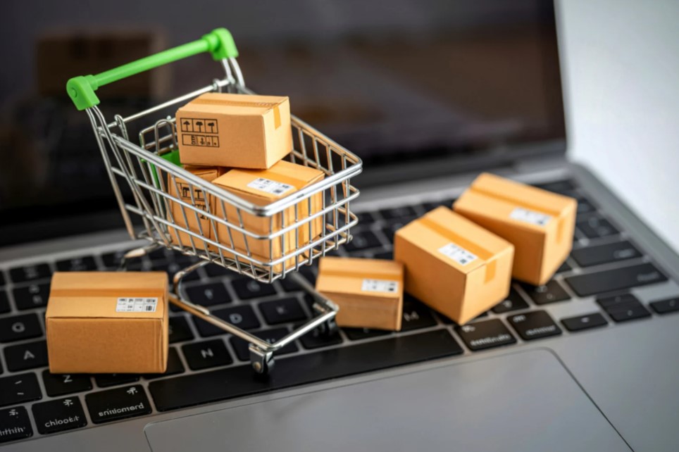 Об уплате НДС при приобретении товаров подотчетными лицами через электронную торговую площадку «OZON»