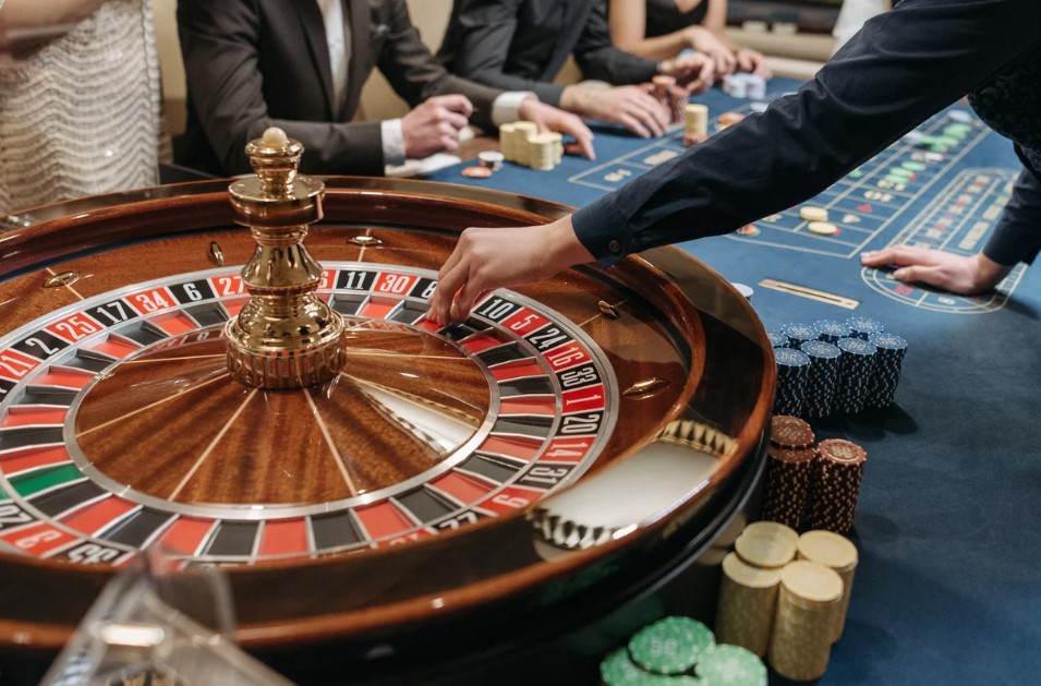 Об обеспечении безопасности игроков и охраны игорных заведений