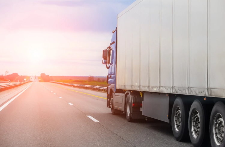 В ГТК разъяснили обязанности перевозчика при транспортировке груза