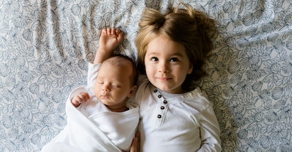 С 1 февраля увеличиваются пособия семьям с детьми