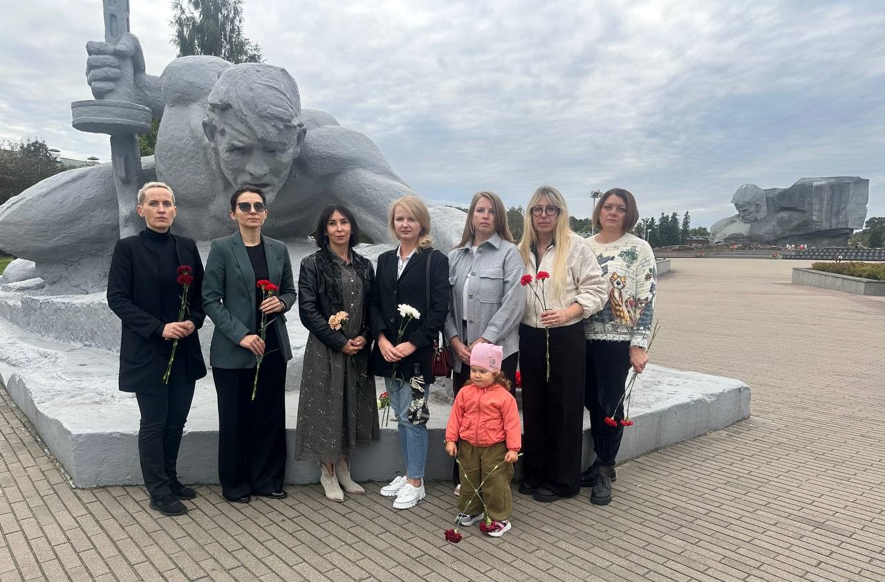 Налоговые консультанты г. Бреста почтили память героев Брестской крепости