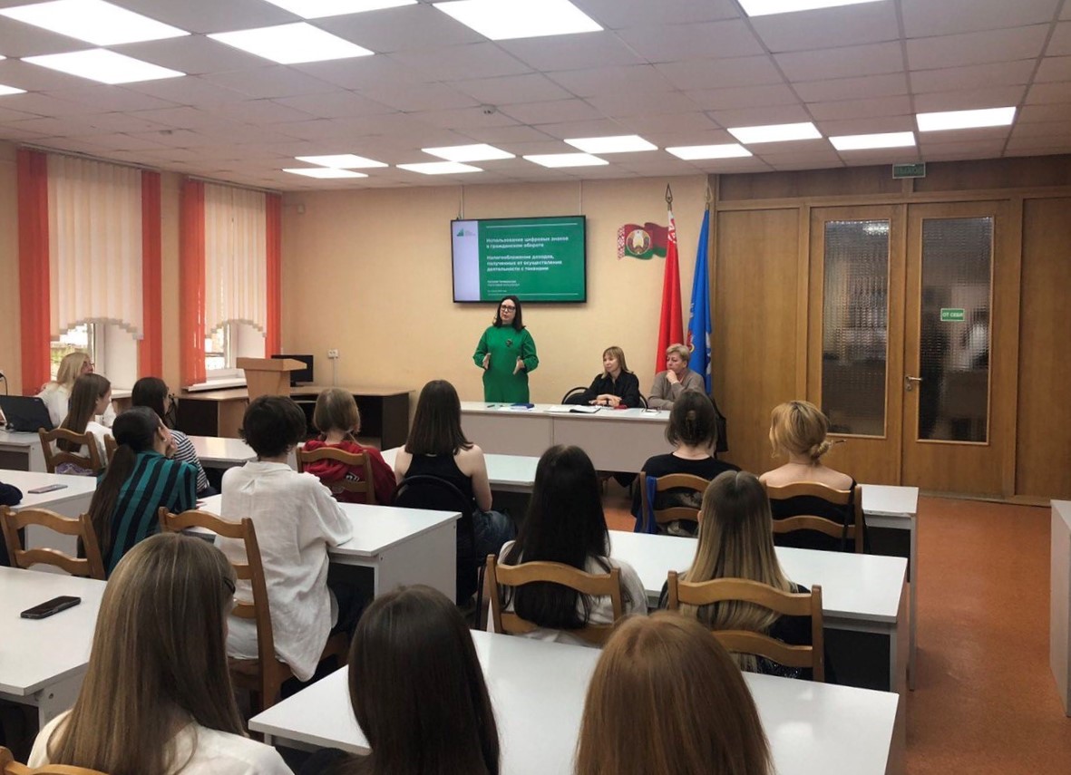 Совместно с инспекцией МНС Палата налоговых консультантов реализует инициативы по повышению налоговой грамотности подрастающего поколения