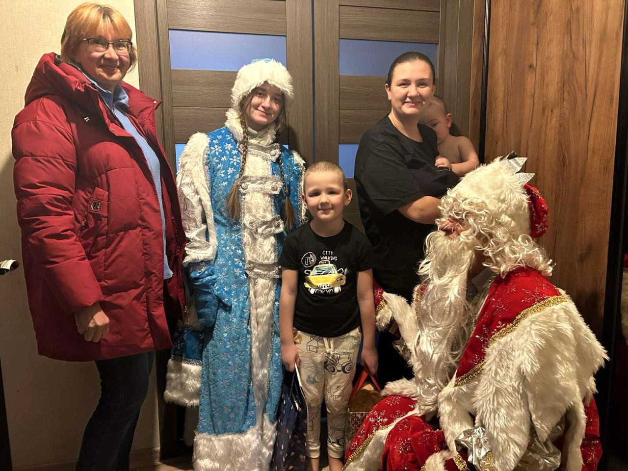 Социальная акция и профессиональный диалог: как прошёл день у налоговых консультантов