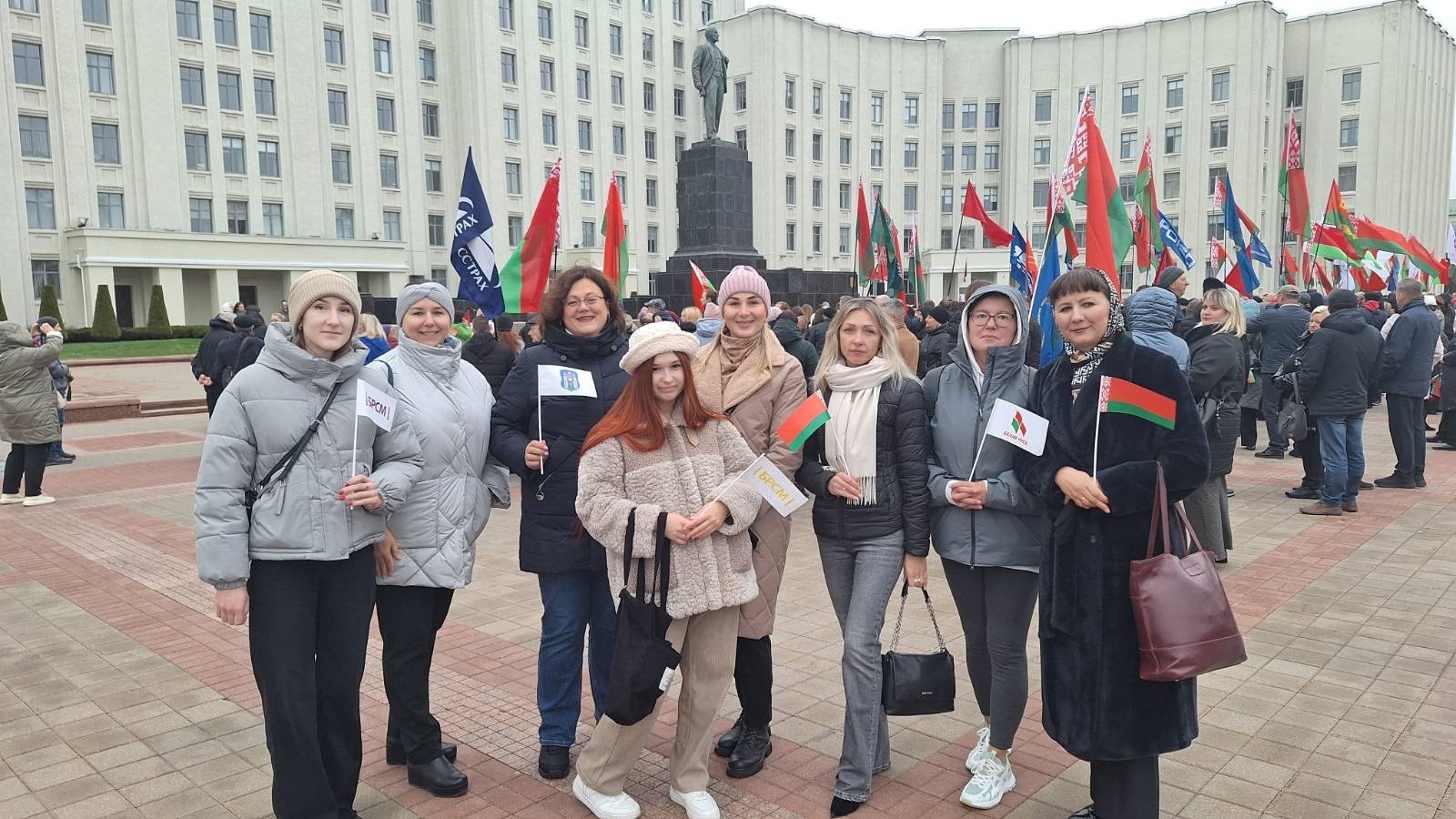 участники митинга
